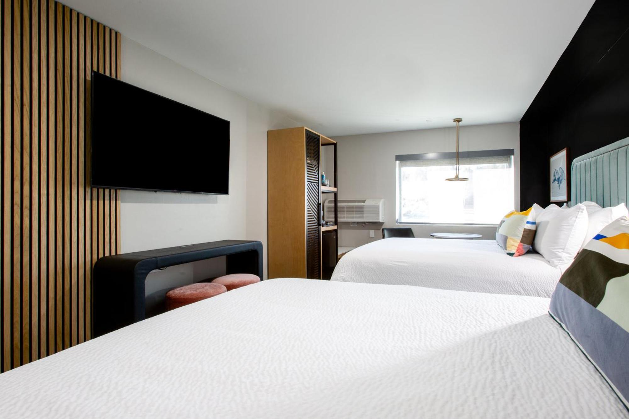 Voco Flagstaff By Ihg Hotel Exterior photo